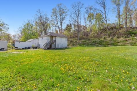 19 Dunham Road West Milford NJ 07421