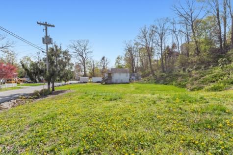 19 Dunham Road West Milford NJ 07421