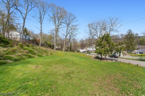 19 Dunham Road West Milford NJ 07421