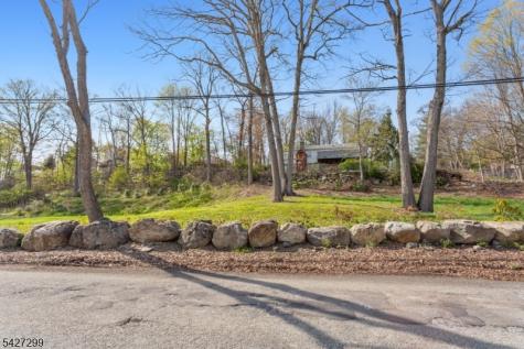 19 Dunham Road West Milford NJ 07421