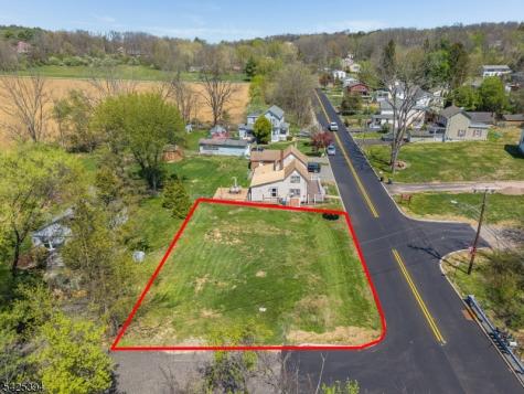 2 Maple Lane Hampton NJ 08827