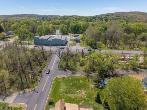 2 Maple Lane Hampton NJ 08827