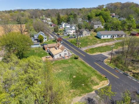 2 Maple Lane Hampton NJ 08827