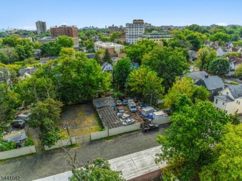 201 Park Avenue East Orange NJ 07017