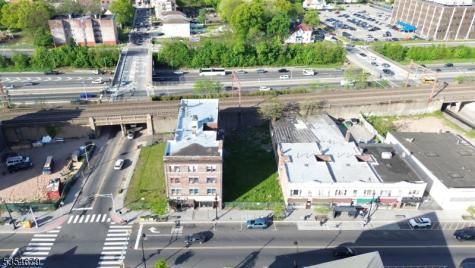 395 Drive Mlk Jr Boulevard East Orange NJ 07018