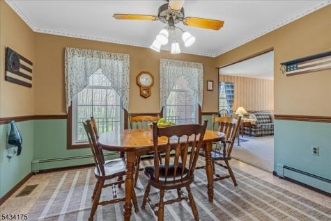 6 Fleming Court Washington NJ 07830