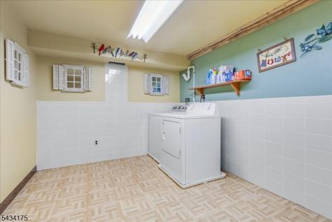 6 Fleming Court Washington NJ 07830