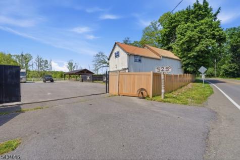 525 Hope-blairstown Road Hope NJ 07825