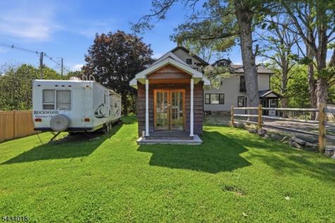 525 Hope-blairstown Road Hope NJ 07825
