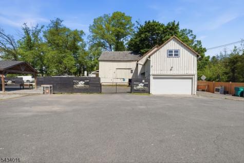 525 Hope-blairstown Road Hope NJ 07825
