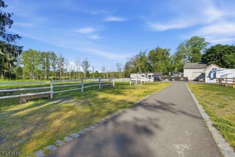 525 Hope-blairstown Road Hope NJ 07825