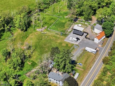 525 Hope-blairstown Road Hope NJ 07825