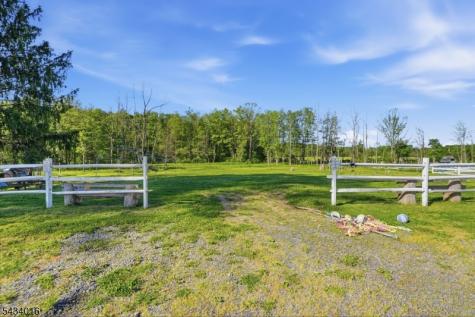 525 Hope-blairstown Road Hope NJ 07825