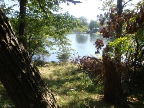 207 Hudson Avenue Hopatcong NJ 07843