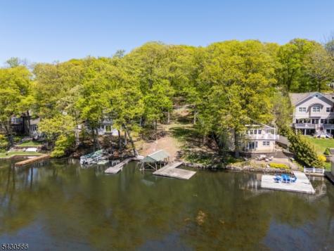 8 Oneida Avenue Hopatcong NJ 07843