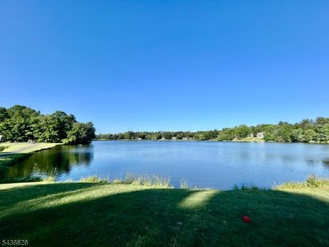 226 Lake Shore Montague NJ 07827