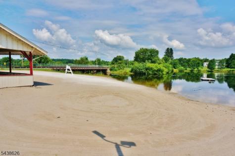 226 Lake Shore Montague NJ 07827
