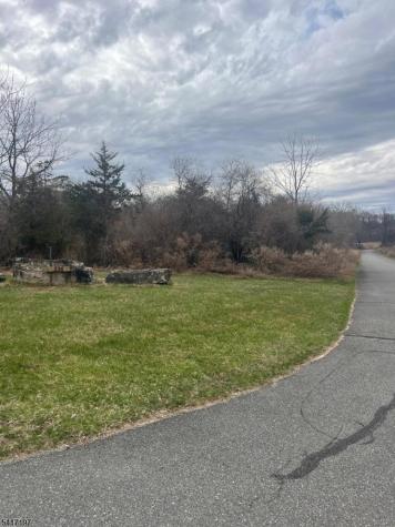236 Demarest Road Sparta NJ 07871