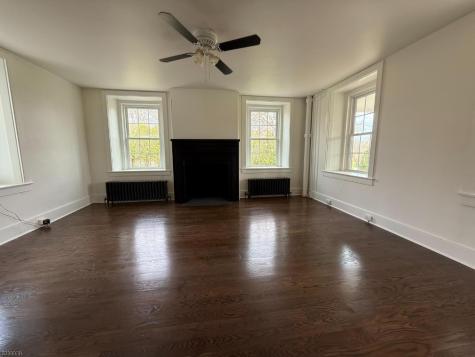 1491 Cty Road 519 Alexandria NJ 08825