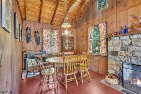 22 Ithanell Road Hopatcong NJ 07843