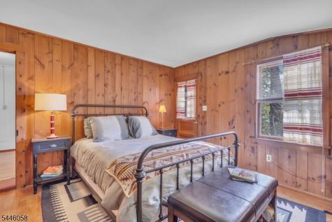 22 Ithanell Road Hopatcong NJ 07843