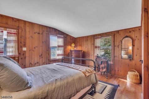 22 Ithanell Road Hopatcong NJ 07843