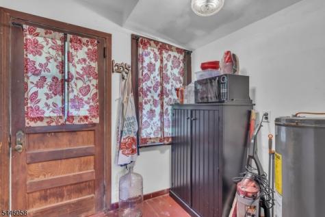 22 Ithanell Road Hopatcong NJ 07843