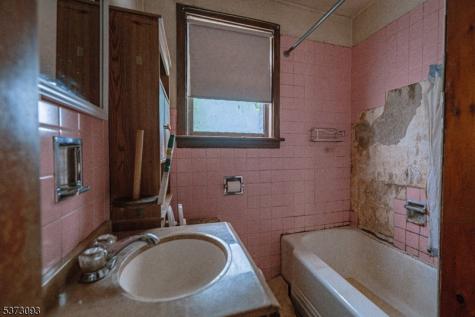 79 Mountain Lake Road White NJ 07823