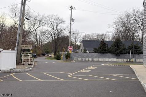 8 Reasoner Lane Flemington NJ 08822