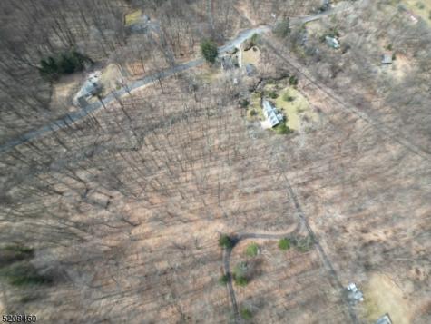 2 Stony Brook Lane Bethlehem NJ 08802