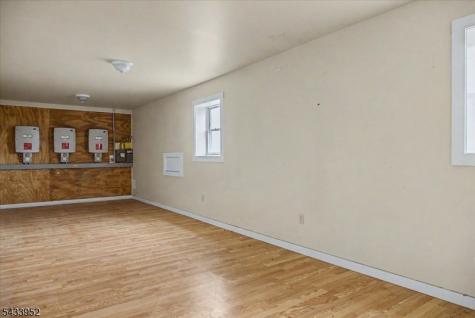 80 Valley Crest Road Clinton NJ 08801