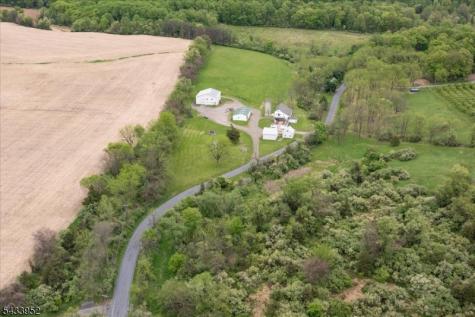 80 Valley Crest Road Clinton NJ 08801