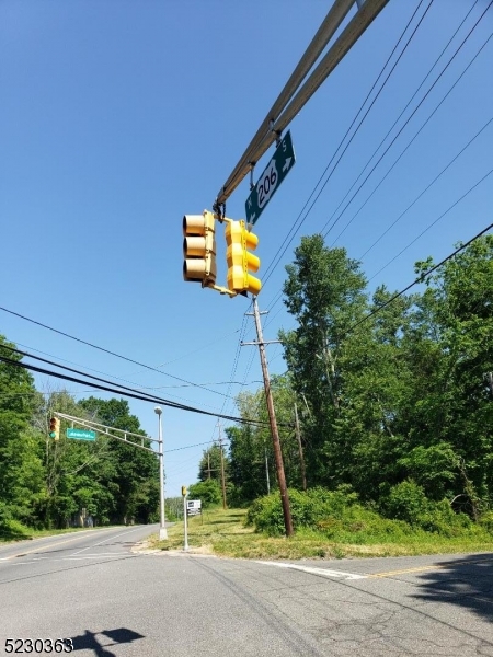 422 Us Highway 206 Frankford NJ 07826