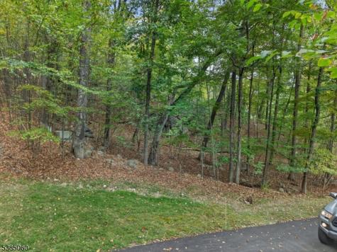 Stonehedge Way West Milford NJ 07480