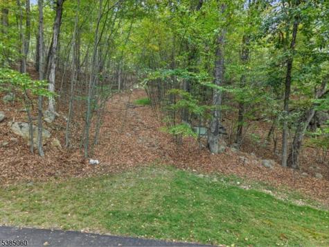 Stonehedge Way West Milford NJ 07480