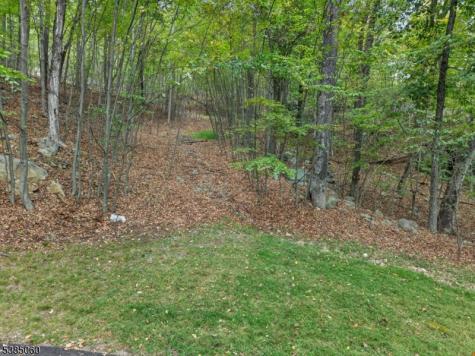 Stonehedge Way West Milford NJ 07480