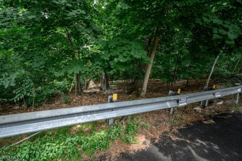 39 Forest Drive Bloomfield NJ 07003