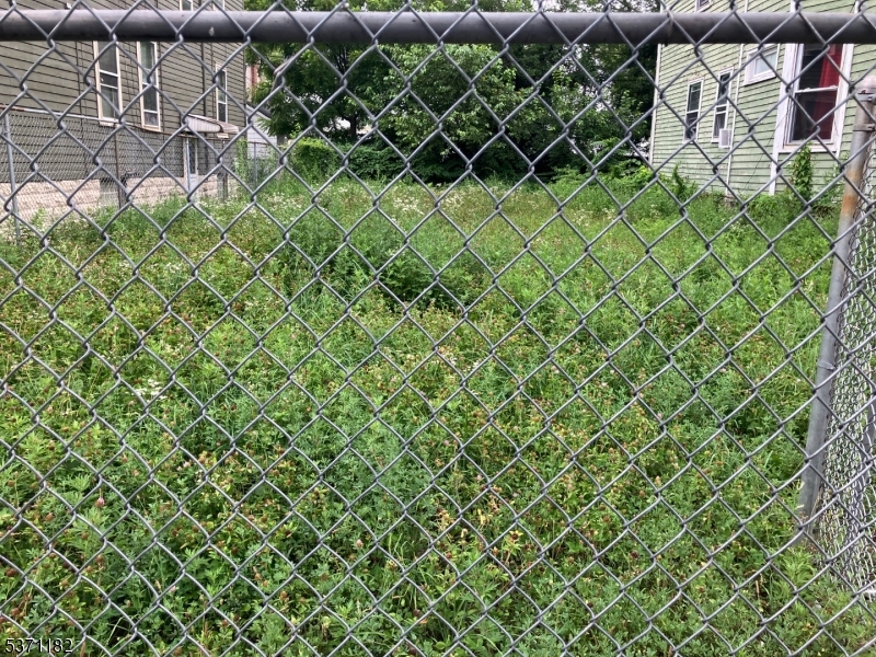 281 Halsted Street East Orange NJ 07018