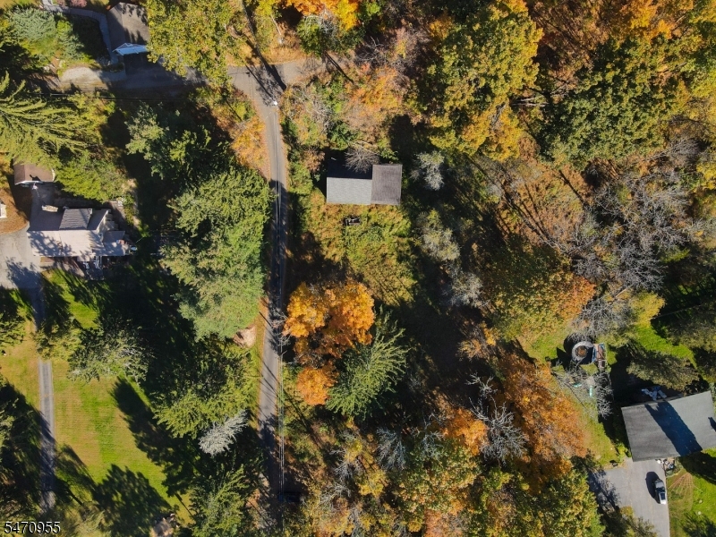 6 Mcneel Road Frankford NJ 07826