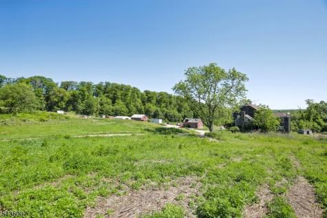 37 Swayze Mill Road Hope NJ 07825
