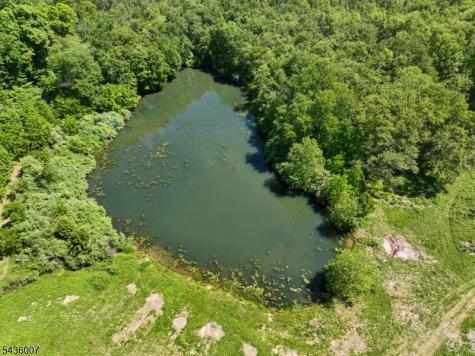 37 Swayze Mill Road Hope NJ 07825