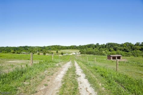 37 Swayze Mill Road Hope NJ 07825