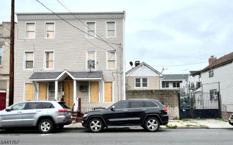 146 Pacific Street Newark NJ 07105