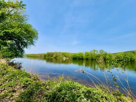 74 River Road Montague NJ 07827