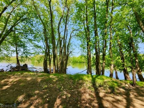 74 River Road Montague NJ 07827
