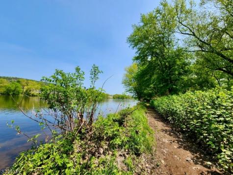 74 River Road Montague NJ 07827