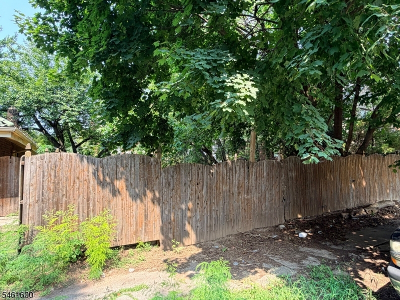 318 E 38th Street Paterson NJ 07504