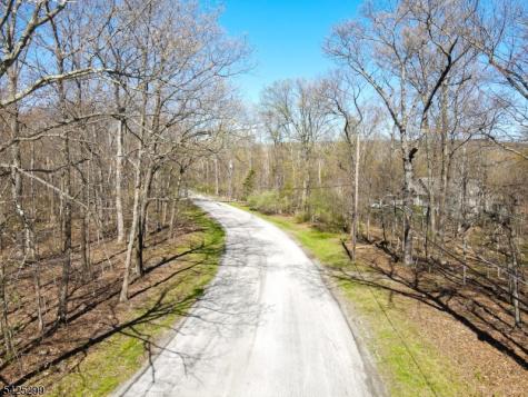 51 E Shore Lake Owassa Road Frankford NJ 07826