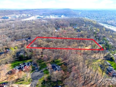 1055 Johnston Drive Watchung NJ 07069