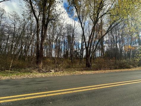 143 Vail Road Knowlton NJ 07832